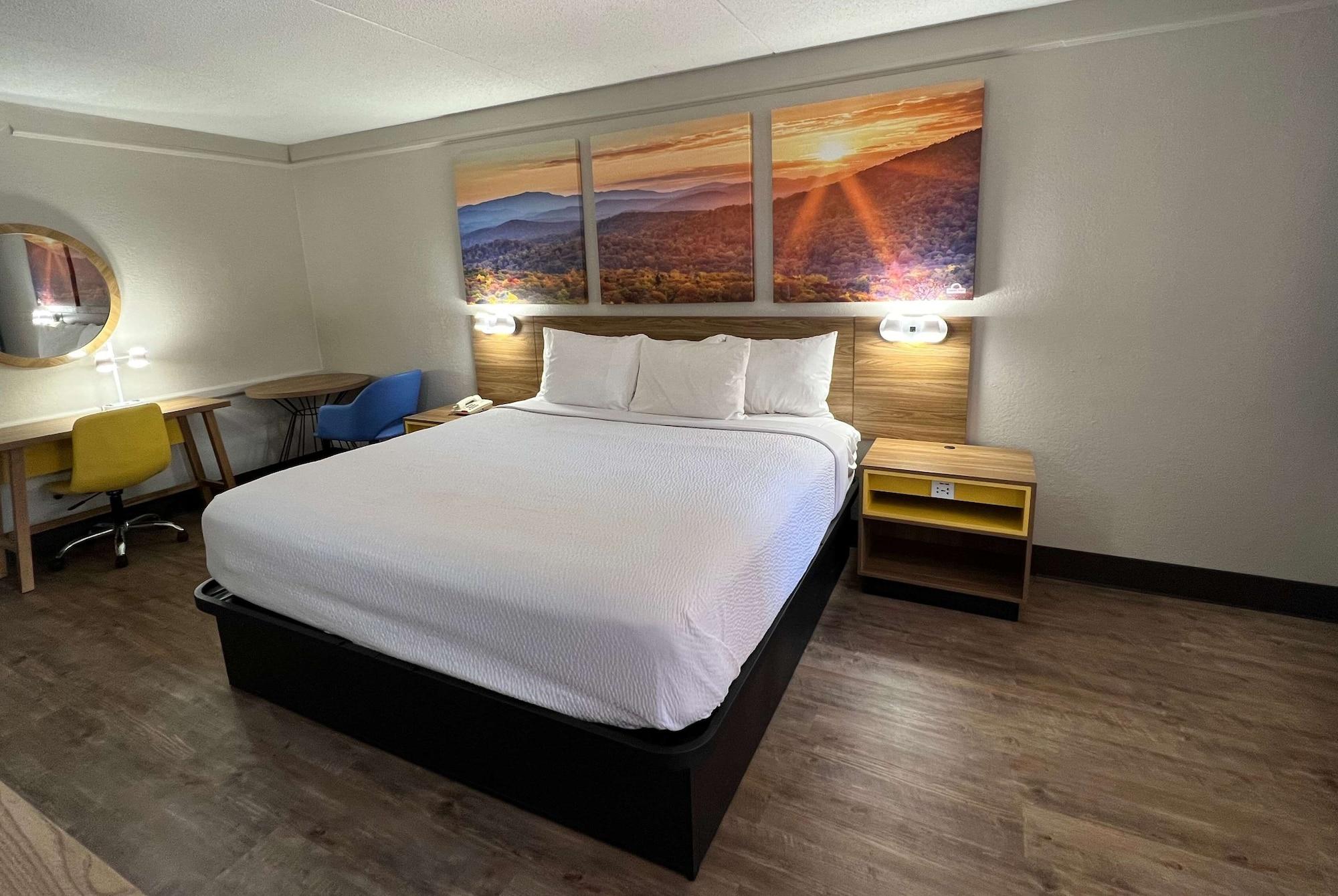 Days Inn By Wyndham Birmingham/West מראה חיצוני תמונה